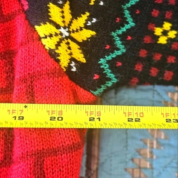 Santa's‎ Gym Christmas sweater - Picture 5 of 7